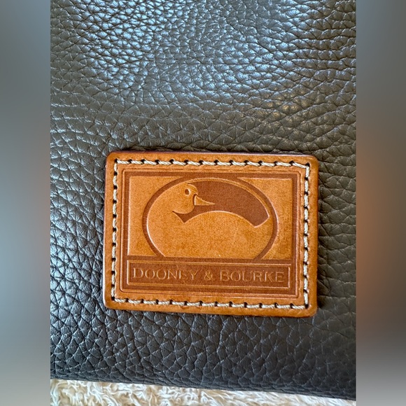 Dooney & Bourke pebbled leather gray purse - Picture 6 of 16